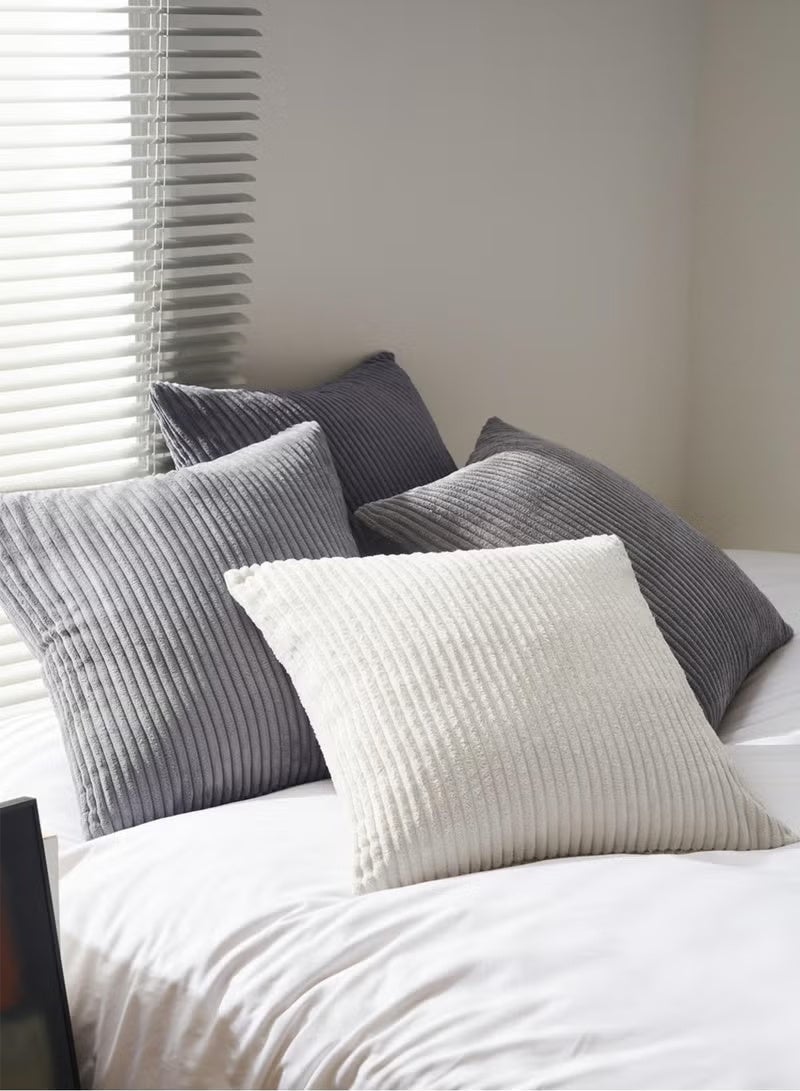 Sofa Decorative Beige Cream Pillow Cover Cushion Cover, Set of 4 Soft Velvet Modern Reversible Design for Home Decor Mix and Match, Pillow Inserts Not Included (45x45CM) - Image 2